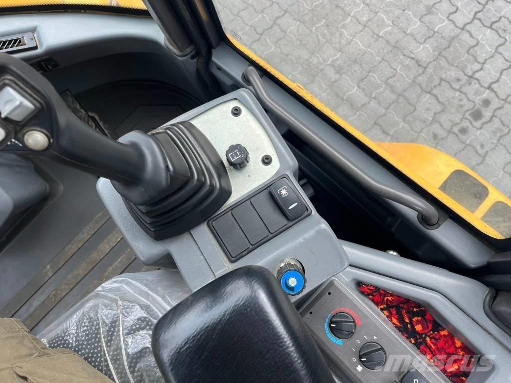 Volvo L 30 G Incarcator pe pneuri