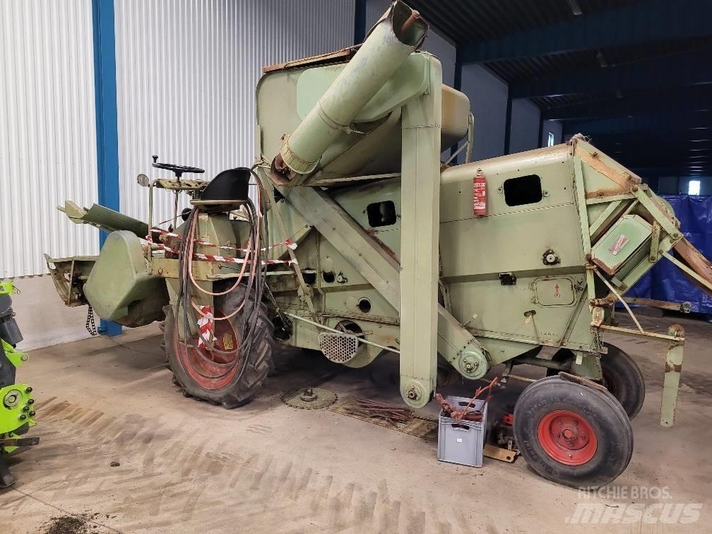CLAAS Columbus Combine de secerat