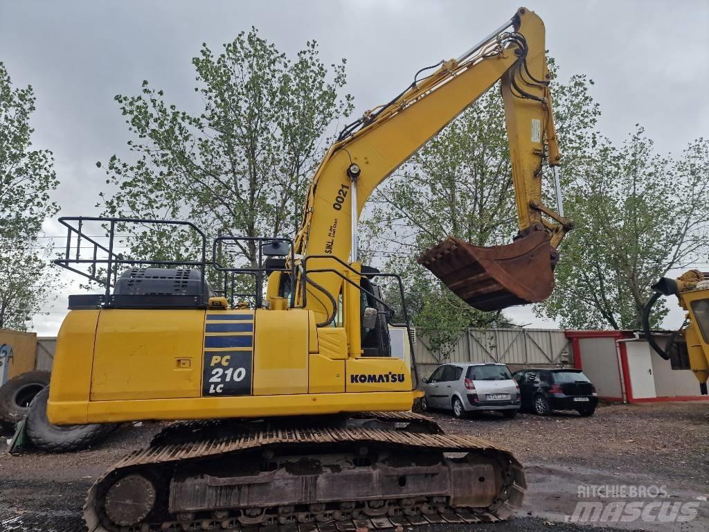 Komatsu PC210LC-11 Excavatoare pe șenile
