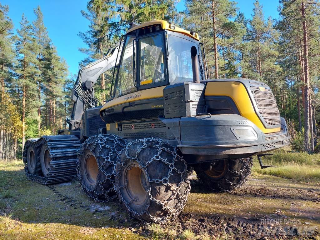 Ponsse ERGO 8W Combine forestiere