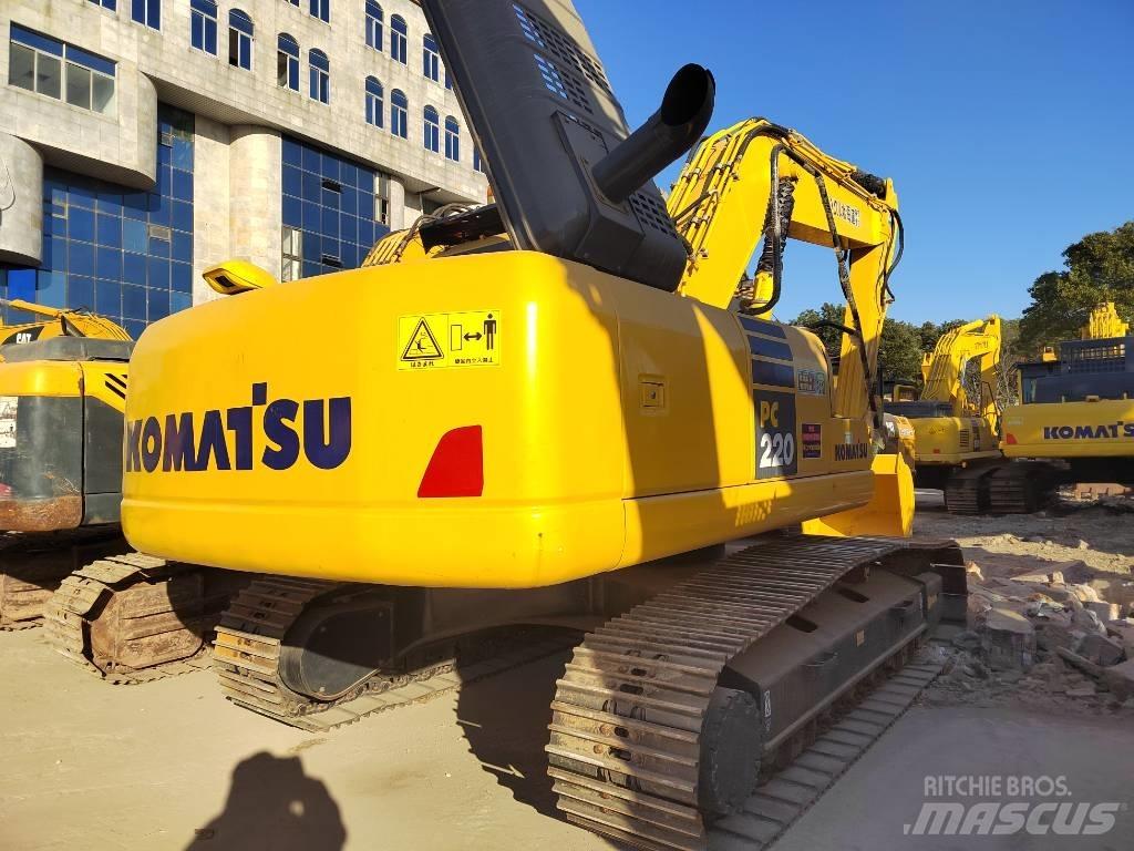 Komatsu PC220-7 Excavatoare pe șenile
