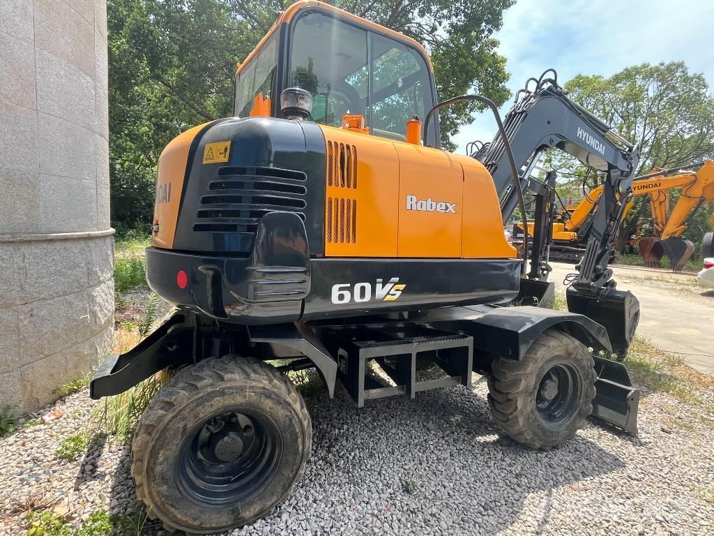 Hyundai Robex 60 VS Mini excavatoare < 7t