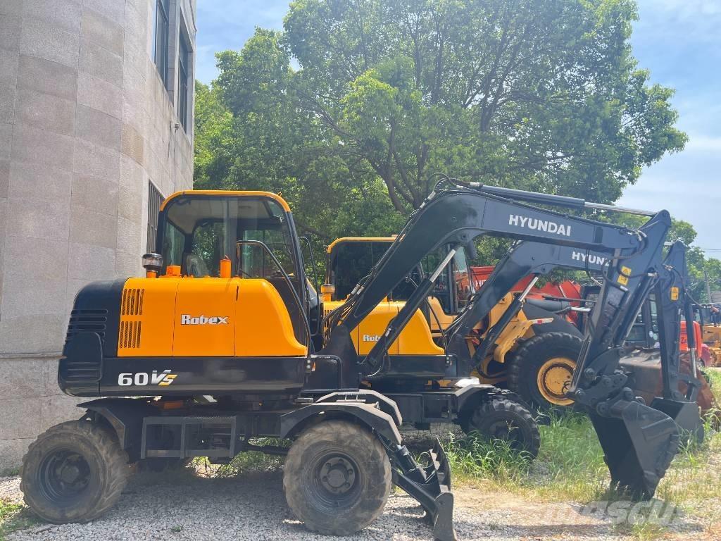 Hyundai Robex 60 VS Mini excavatoare < 7t