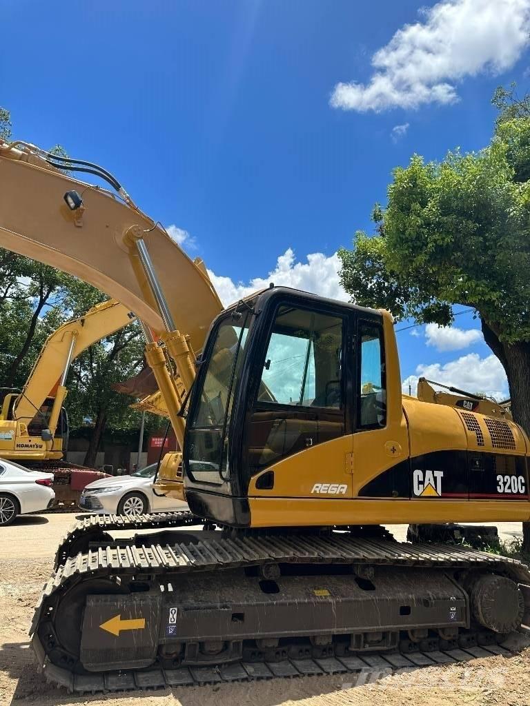 CAT 320C Excavatoare 7t - 12t