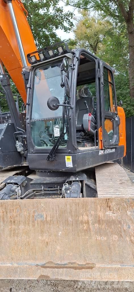 Doosan DX 235 LCR-7 Excavatoare pe șenile
