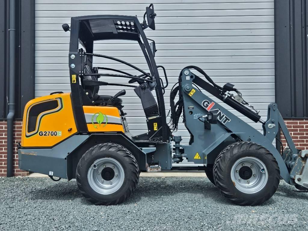 GiANT G 2700 E Incarcatoare multifunctionale