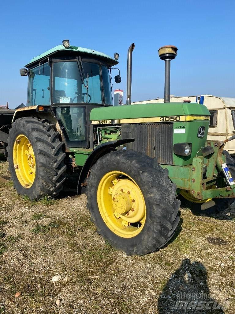 John Deere 3050 4WD Tractoare