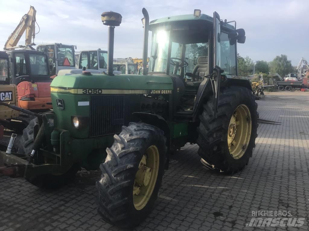 John Deere 3050 4WD Tractoare