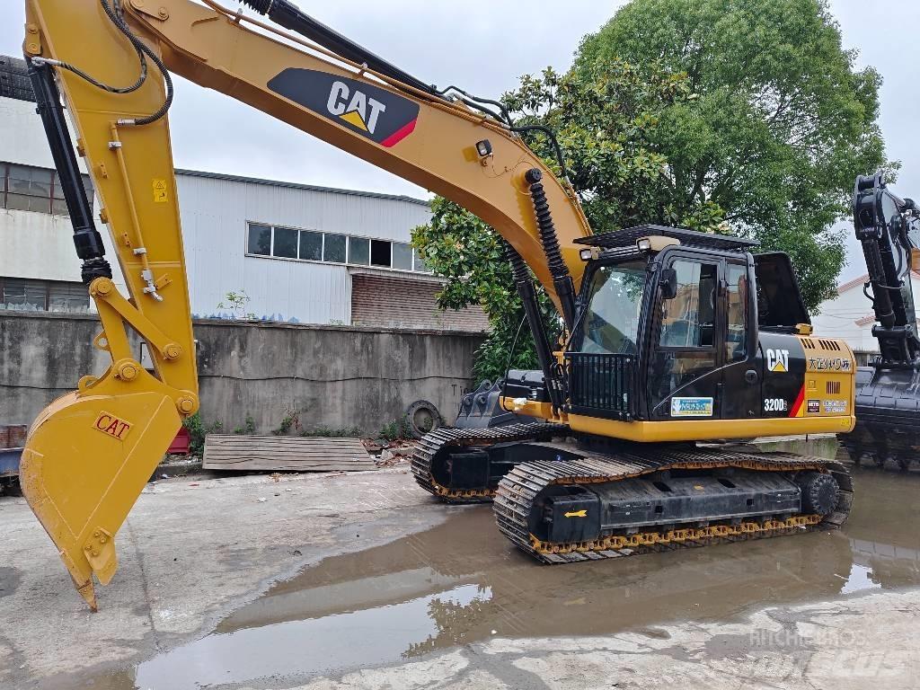 CAT 320 D2 Excavatoare pe șenile
