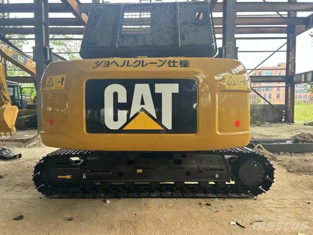 CAT 320 D2 Excavatoare pe șenile
