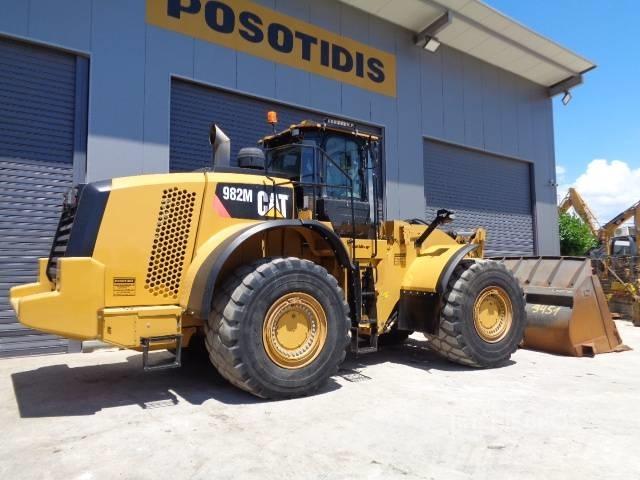 CAT 982 M Incarcator pe pneuri