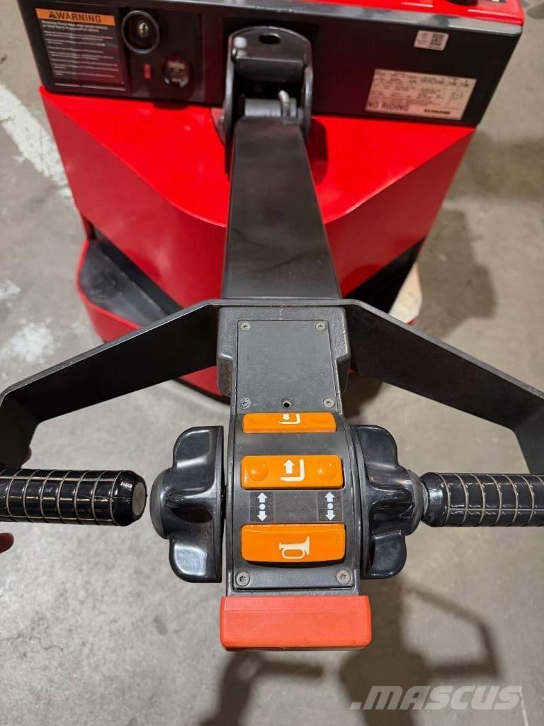 Raymond RSS40 Transpaleti autopropulsanti