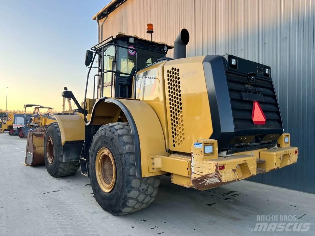 CAT 966M Incarcator pe pneuri