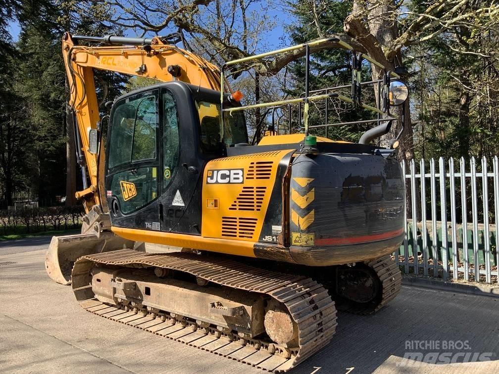 JCB JS 130 LC Excavatoare pe șenile
