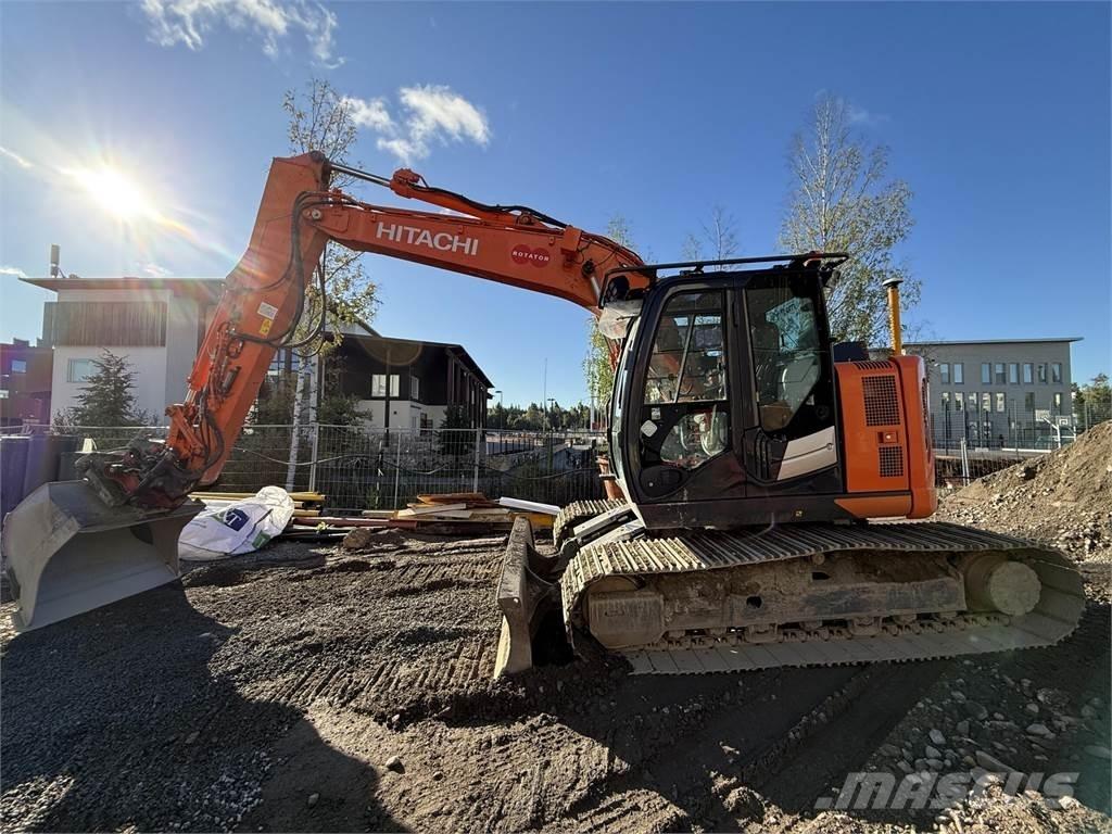 Hitachi ZX135 US-6 Excavatoare pe șenile

