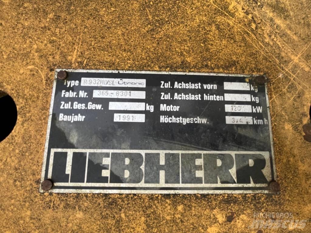 Liebherr 932 Excavatoare pe șenile
