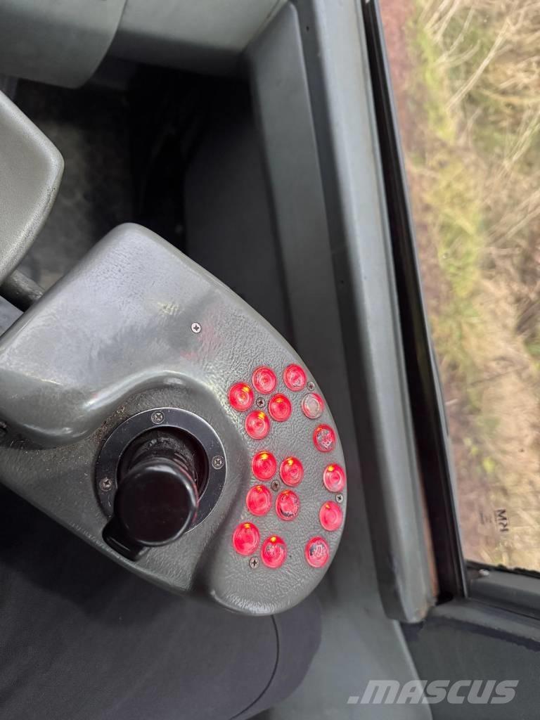 Valmet 860.3 Transportoare