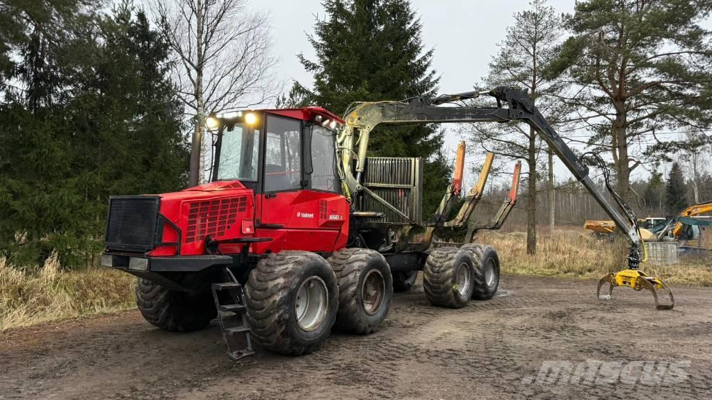 Valmet 860.3 Transportoare
