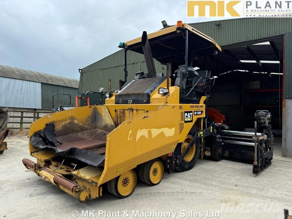 CAT AP 500 F Pavatoare asfalt