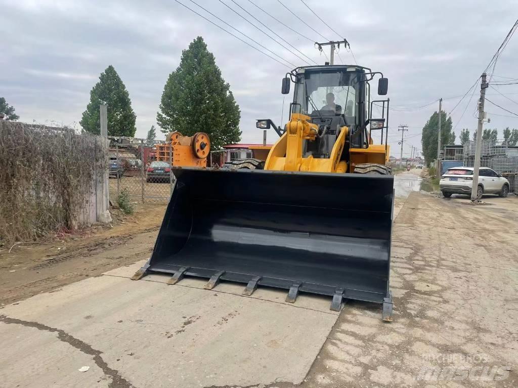 LiuGong 856 H Incarcator pe pneuri