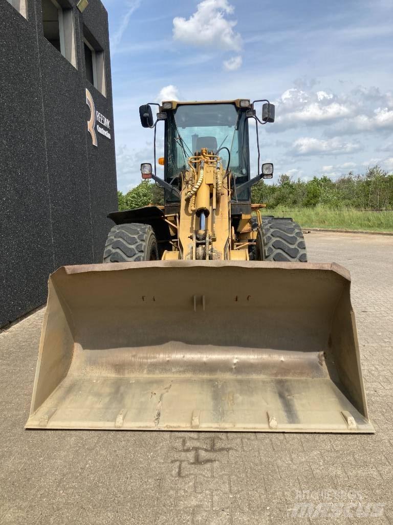 CAT 924 G Incarcator pe pneuri