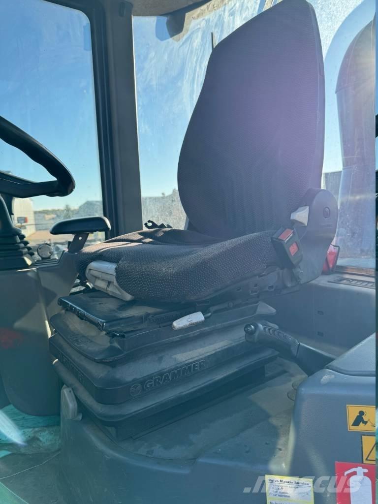 Volvo L 35 G Incarcator pe pneuri