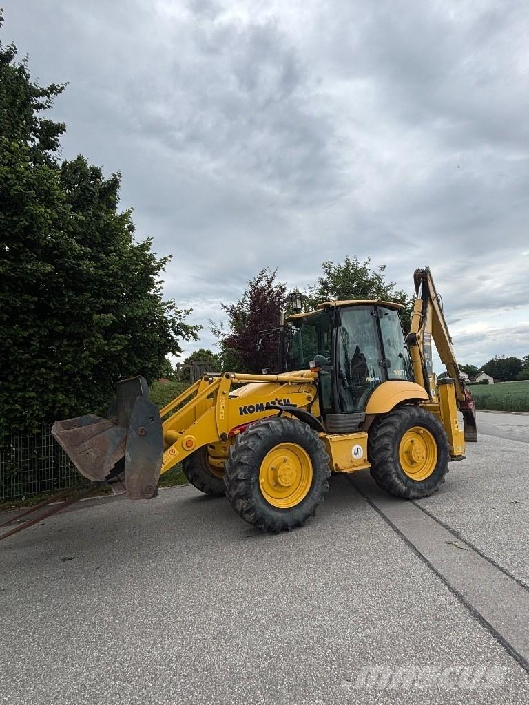 Komatsu WB 97 S Buldoexcavatoare