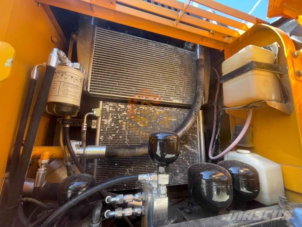 Hyundai 210W-9 Excavatoare cu roti