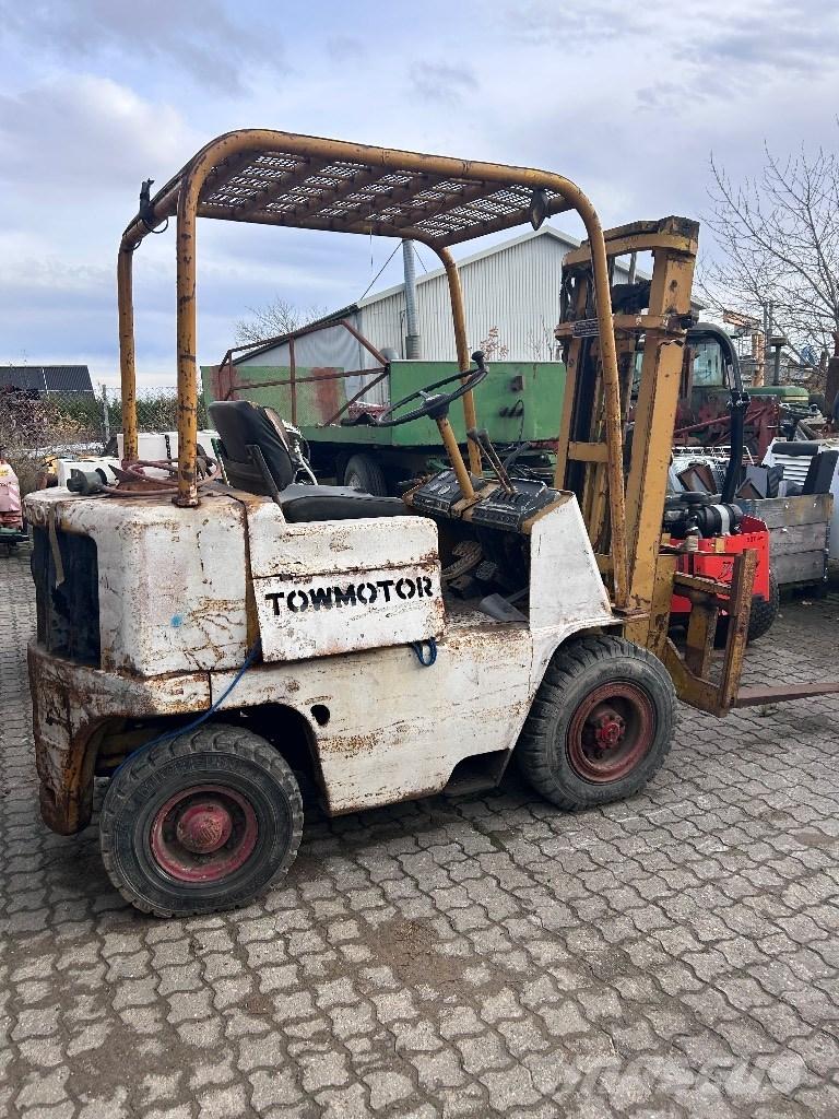 CAT V40 gastruck Strivuitoare-altele