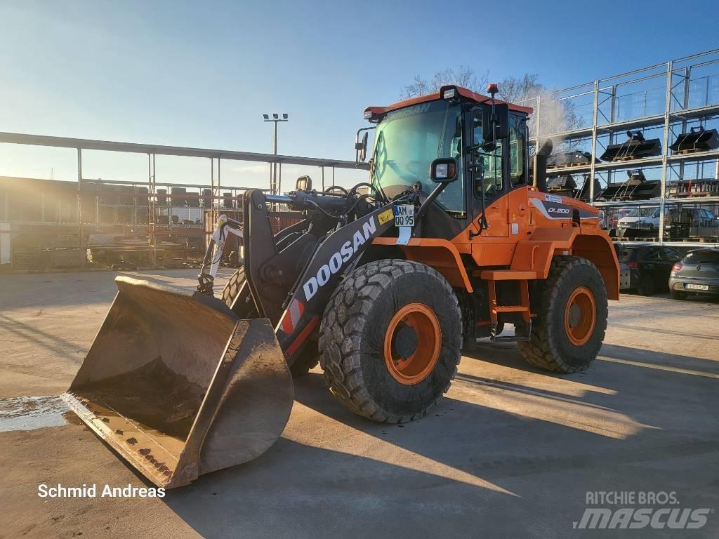 Doosan DL 200-5 Incarcator pe pneuri
