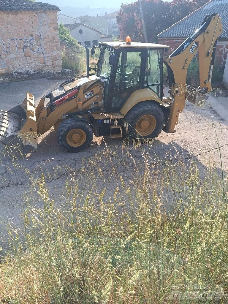 CAT 432 F Buldoexcavatoare
