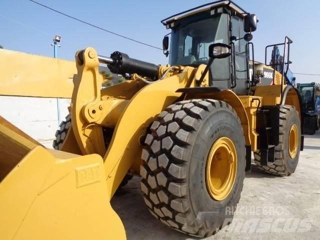 CAT 966K Incarcator pe pneuri