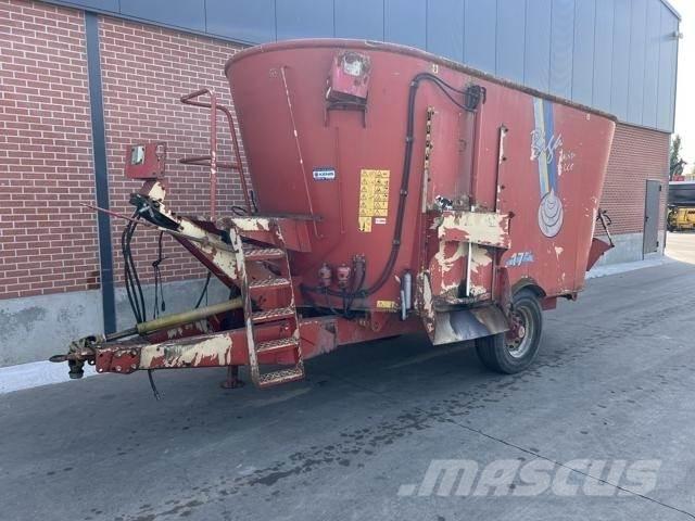 Peecon 17M³ Mixere furaje