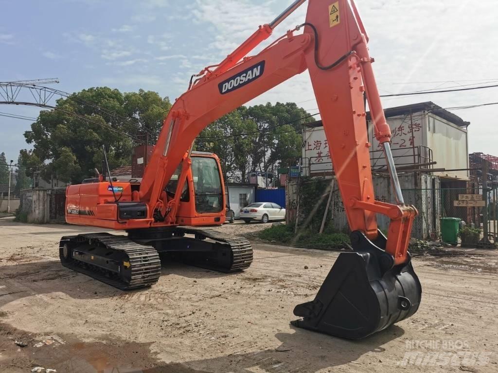 Doosan DX 225 LC Excavatoare pe șenile
