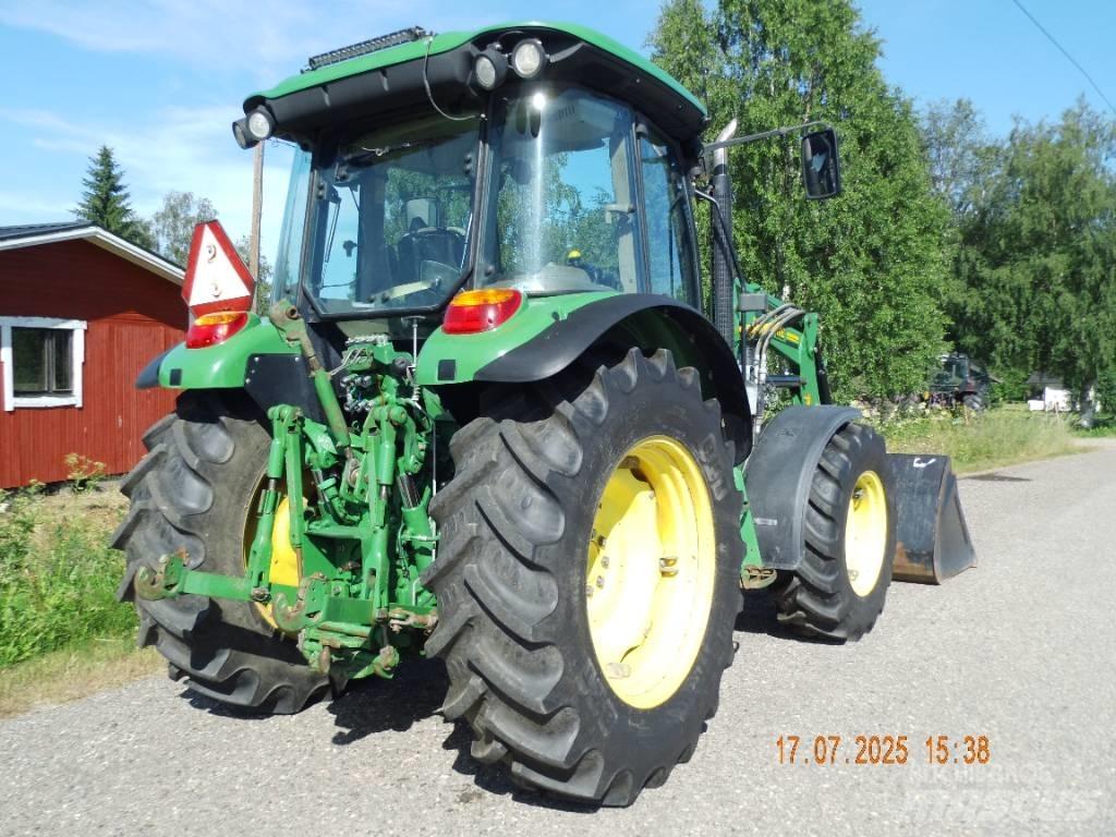 John Deere 5100 M Tractoare