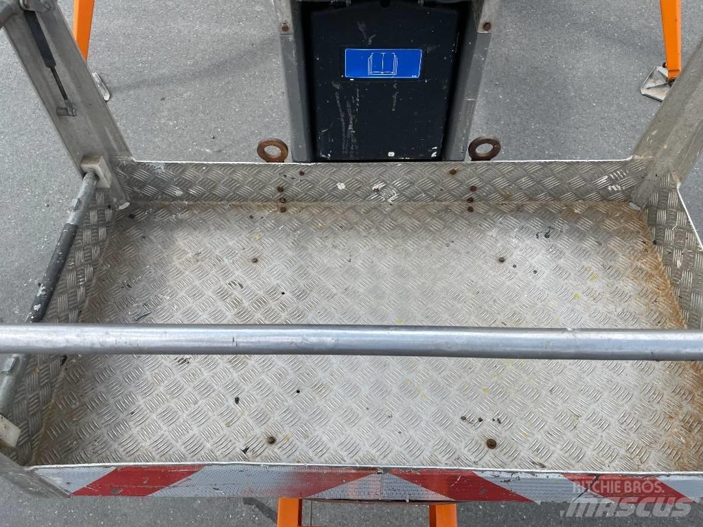 Dinolift 210 XT Platforme aeriene montate pe remorca