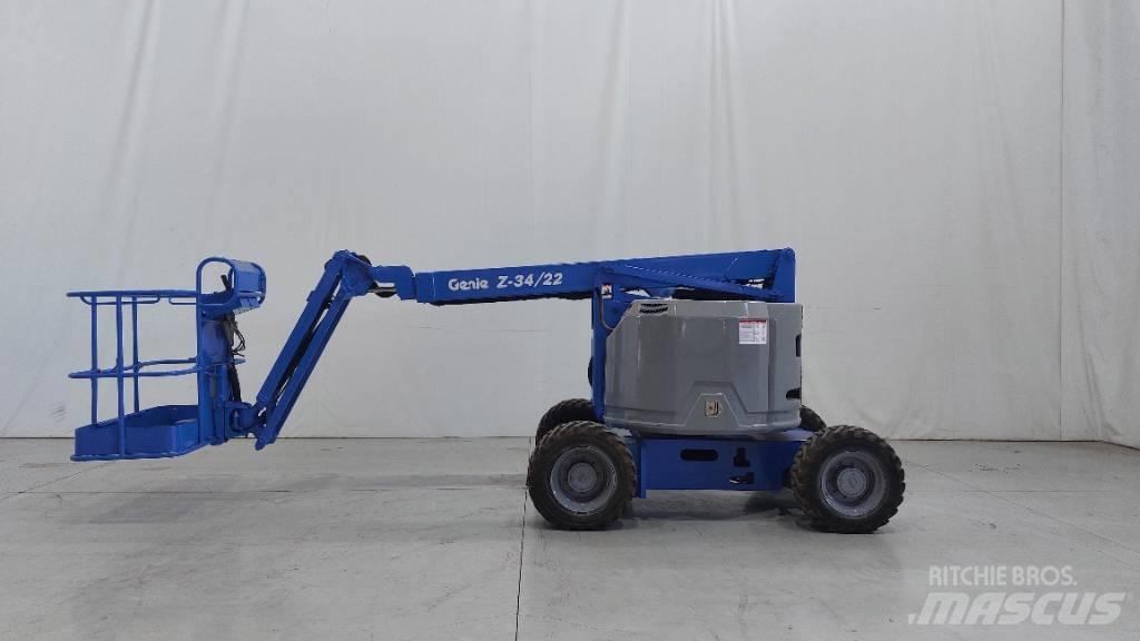 Genie Z 34/22 IC Nacele cu brat articulat