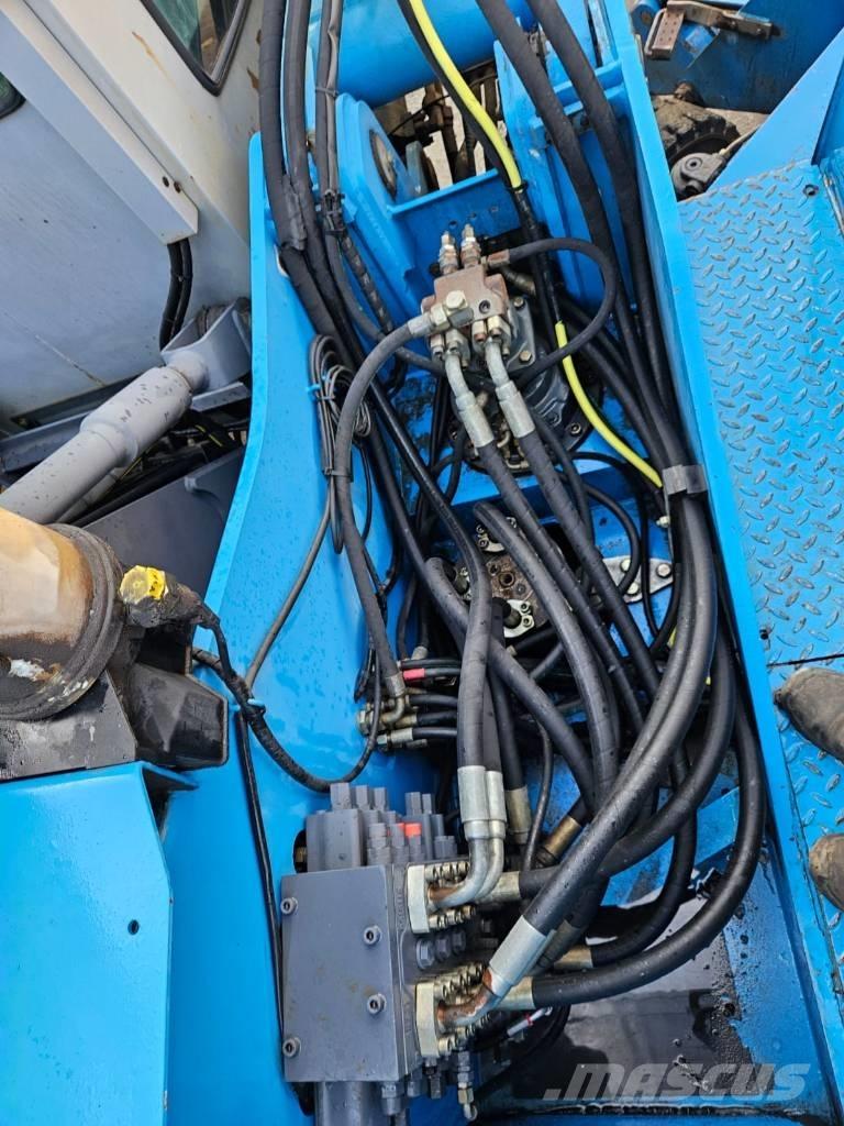 Fuchs MHL 320 D Paleta de manipulare