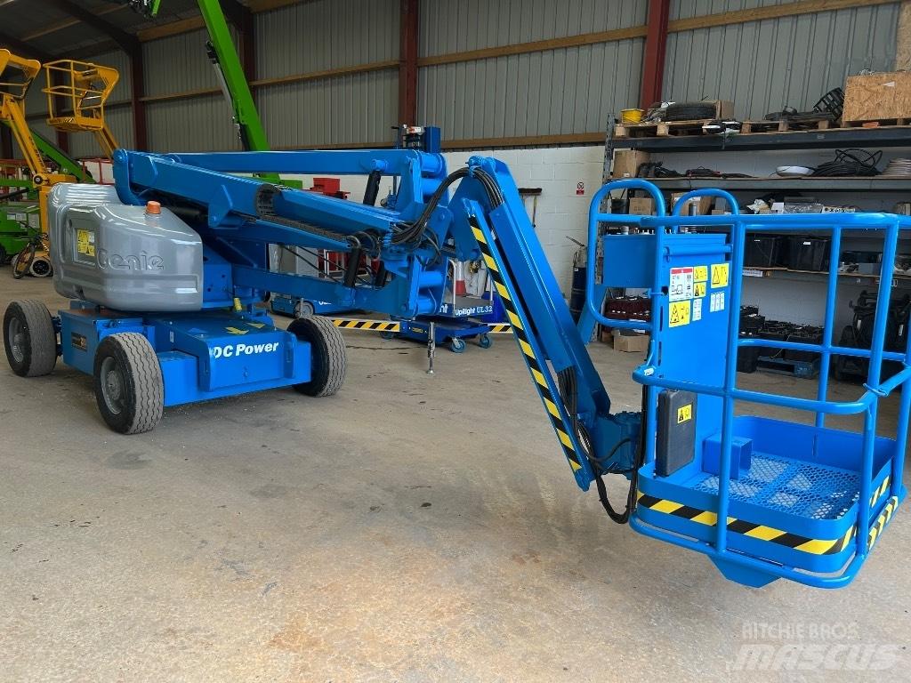 Genie Z45/35J DC Nacele cu brat articulat