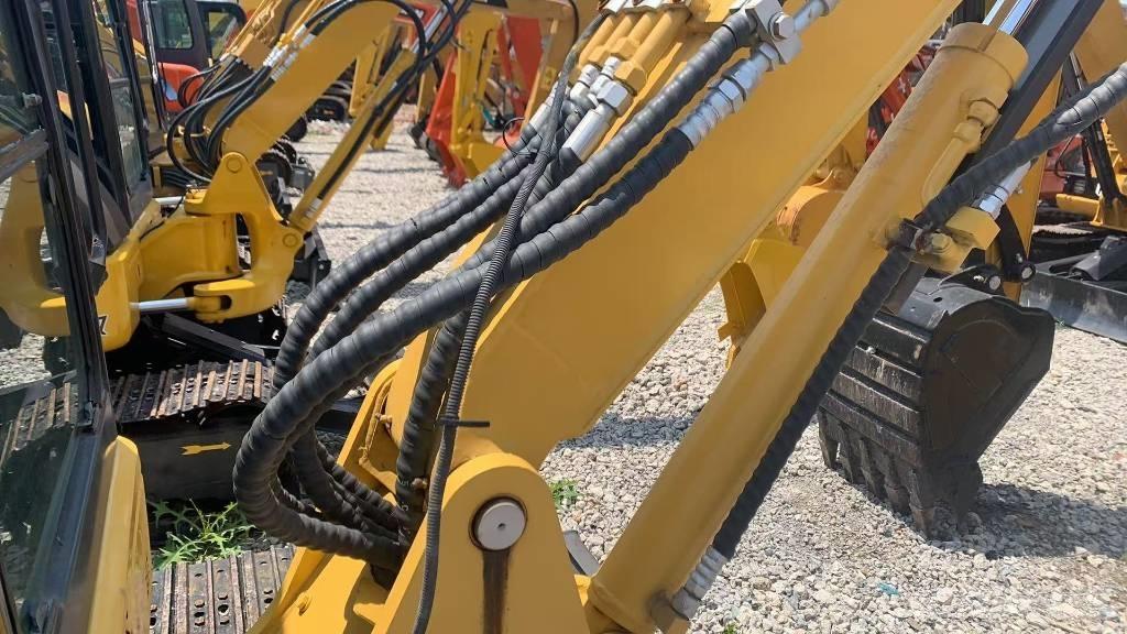 Komatsu PC 55 MR Excavatoare pe șenile
