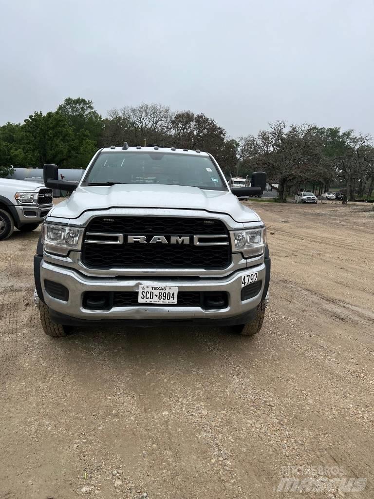 RAM 5500 Camioane platforma/prelata