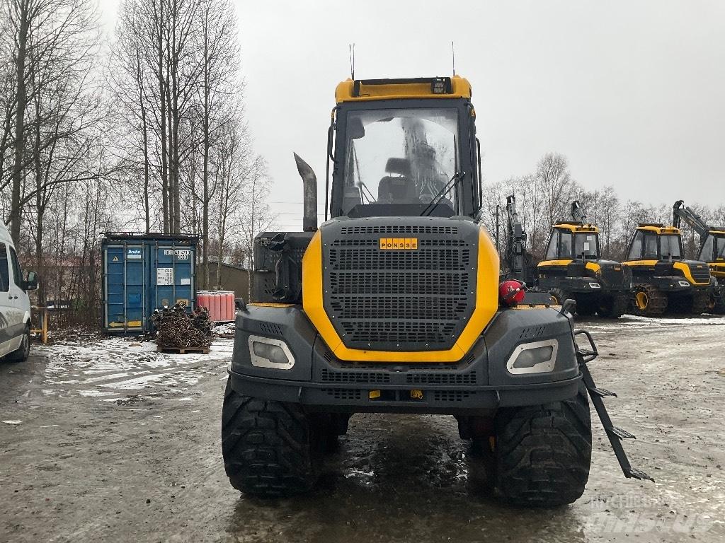 Ponsse ERGO 8W Combine forestiere
