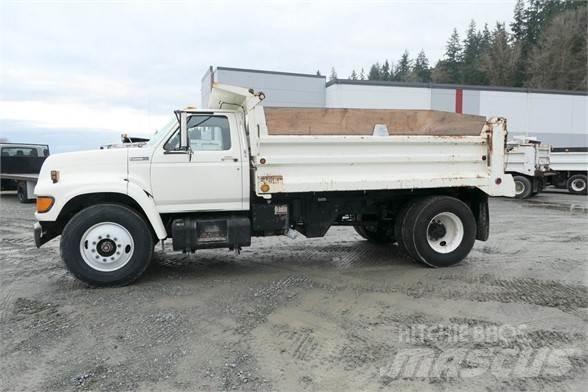 Ford F800 Autobasculanta