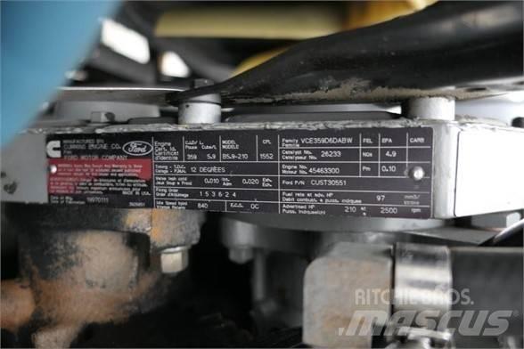 Ford F800 Autobasculanta