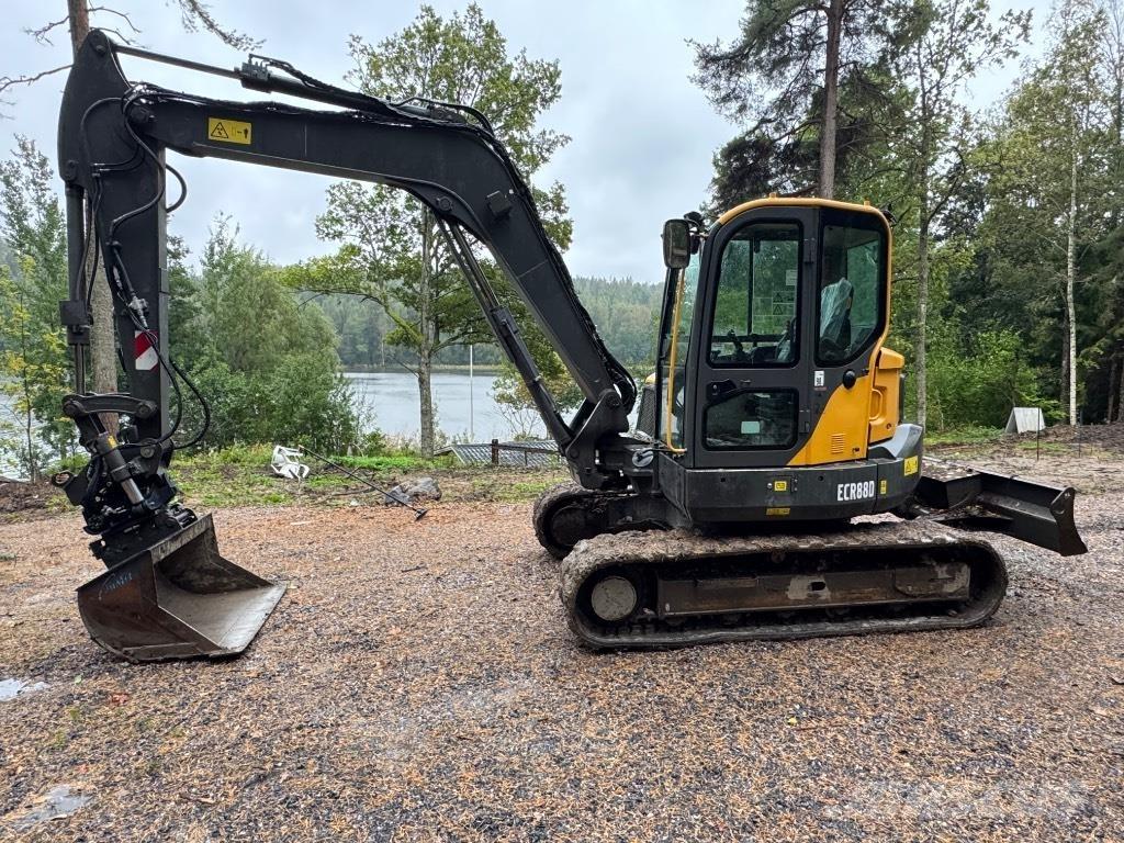 Volvo ECR 88 D Excavatoare 7t - 12t
