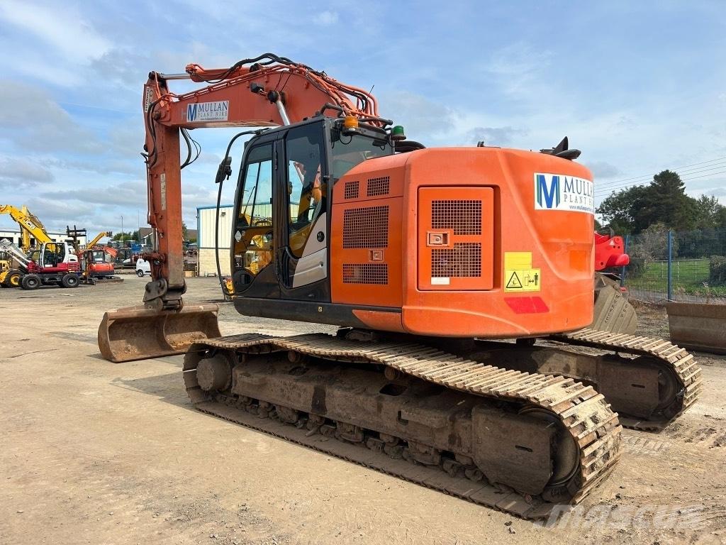 Hitachi ZX225 USLC-6 Excavatoare pe șenile
