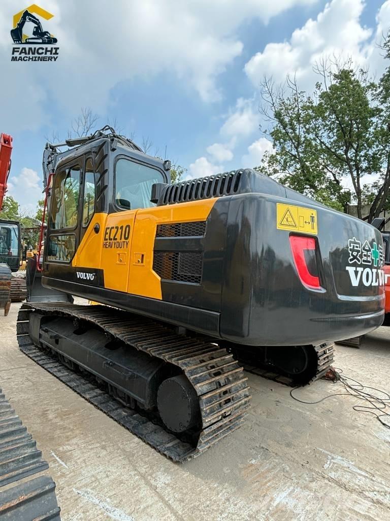 Volvo EC 210 Excavatoare pe șenile
