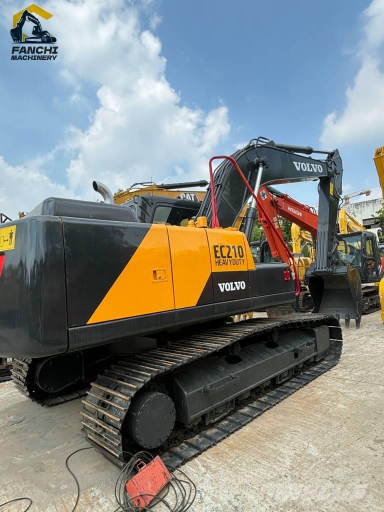 Volvo EC 210 Excavatoare pe șenile
