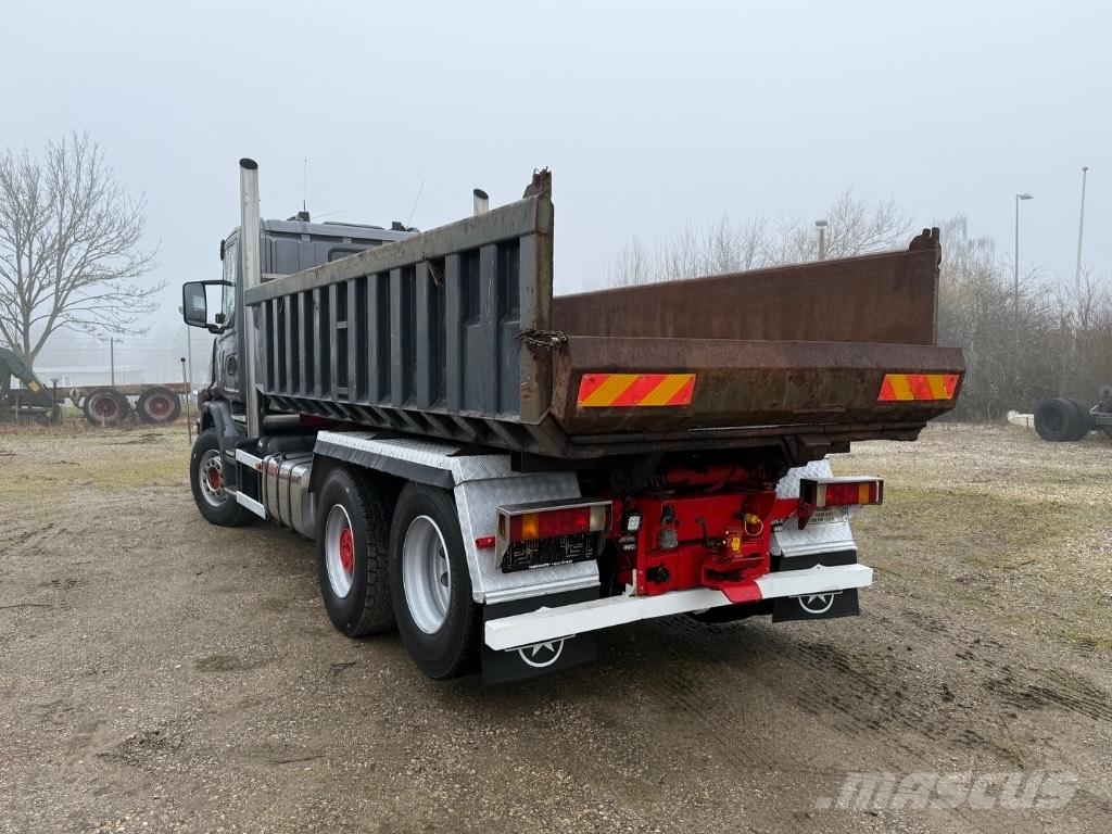 Scania T 144-530 Autobasculanta