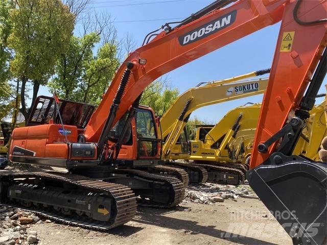 Doosan DX 225 LC Excavatoare pe șenile
